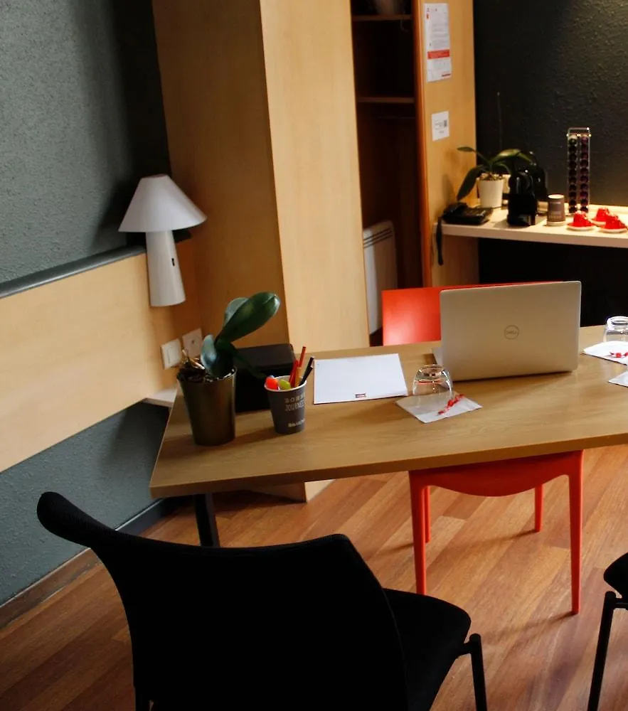Ibis Rodez Centre Otel