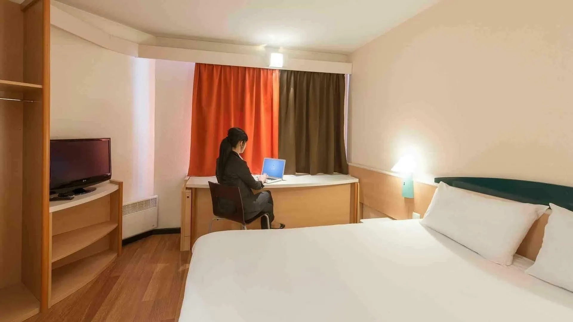 Hotel Ibis Rodez Centre 3*,